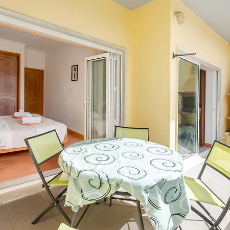 Apartment Lagos-piscine Et Mer- Do Mar *