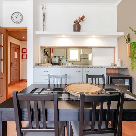 Lagos-piscine Et Mer- Do Mar *