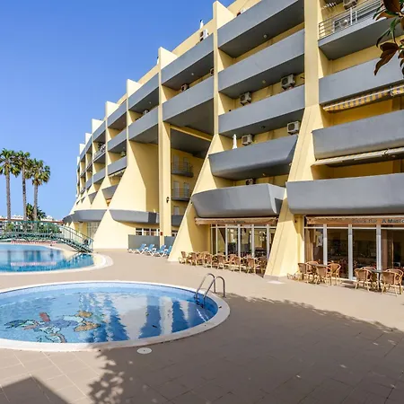 Lagos-piscine Et Mer- Do Mar Lagos