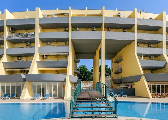 Lagos-piscine Et Mer- Do Mar Apartamento *